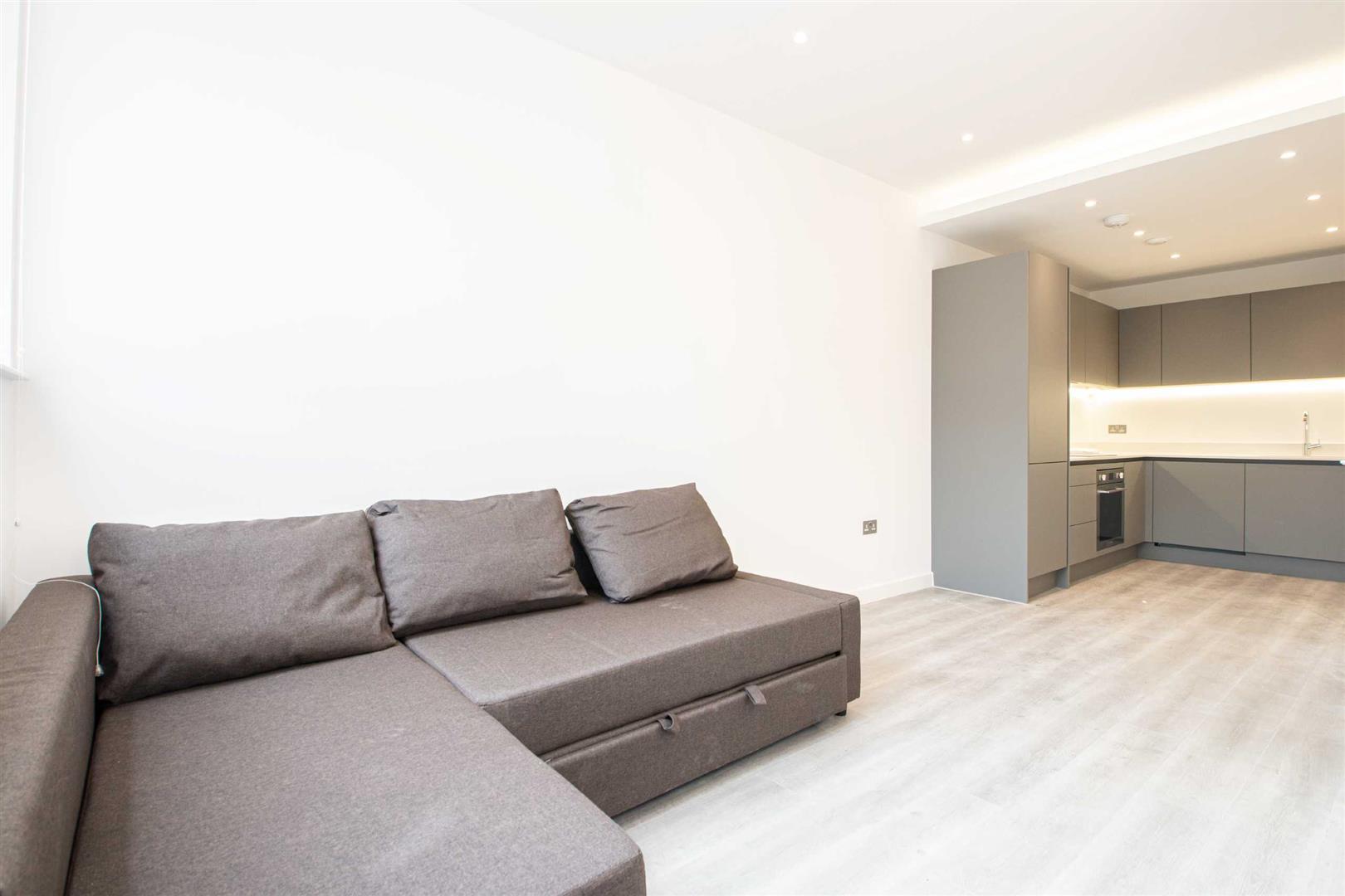 2 Foxhunter Drive, Linford Wood, Milton Keynes